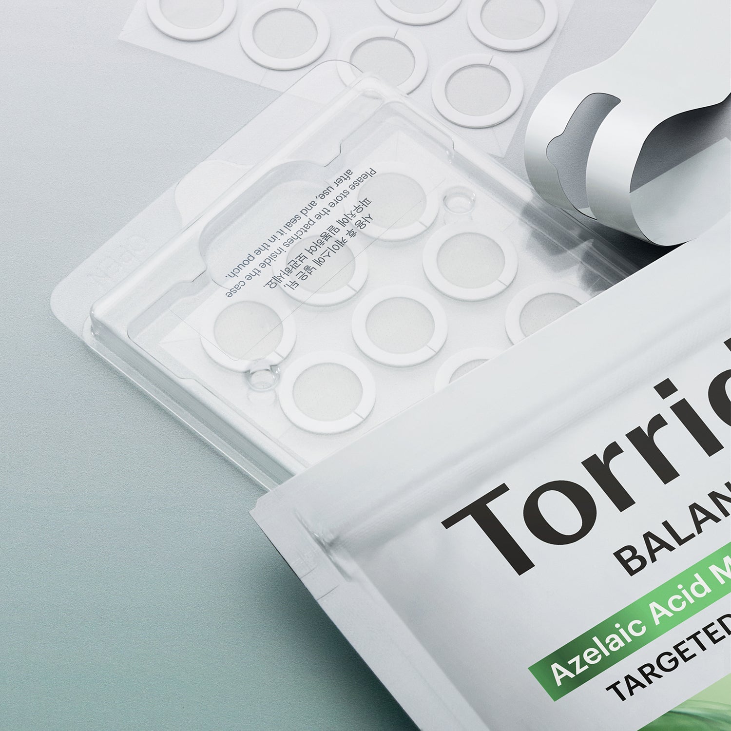 Torriden Balanceful Azelaic Acid Micropoint Spot Patch